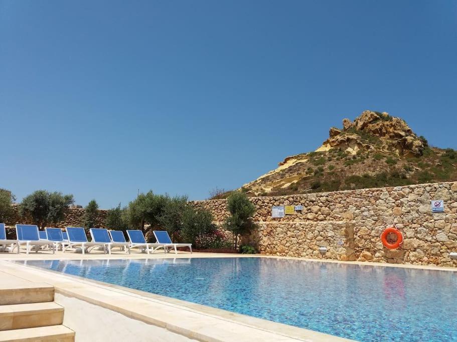 Dreams Of Holiday. Apartment With Pool Marsalforn Exteriör bild